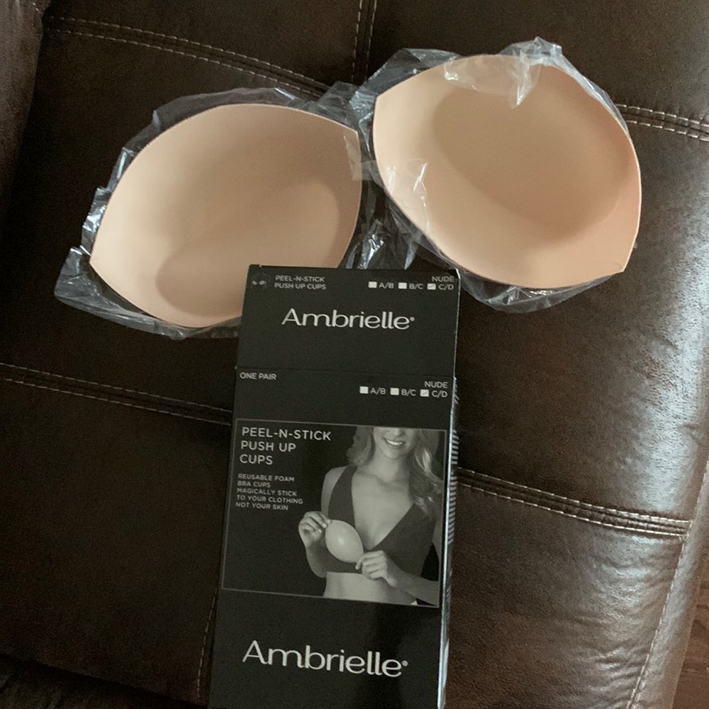 AmBrielle Pell stick push up bra